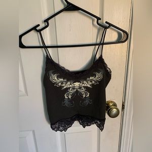 Shein Cropped Lace Graphic Tank Top